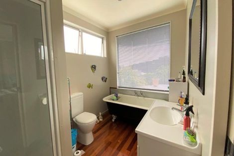 Photo of property in 25 Nyhane Drive, Ligar Bay, Takaka, 7183