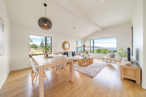 Photo of property in 43 Moana Road, Plimmerton, Porirua, 5026