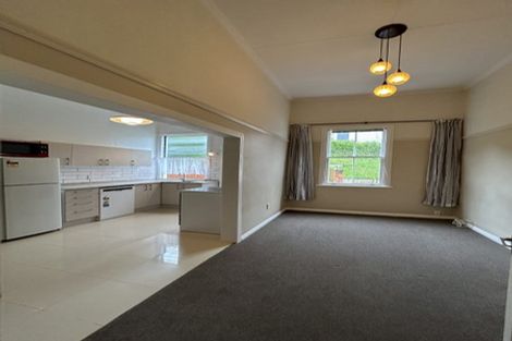 Photo of property in 36 The Parade, Island Bay, Wellington, 6023