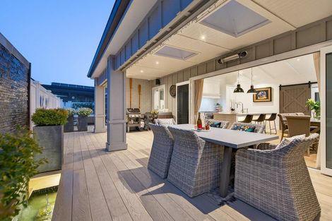 Photo of property in 10 Mollisia Lane, Papamoa Beach, Papamoa, 3118