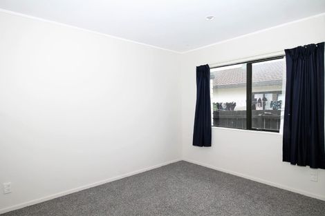 Photo of property in 2/32 Limond Street, Randwick Park, Auckland, 2105