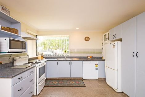Photo of property in 597 Featherston Street, Roslyn, Palmerston North, 4414