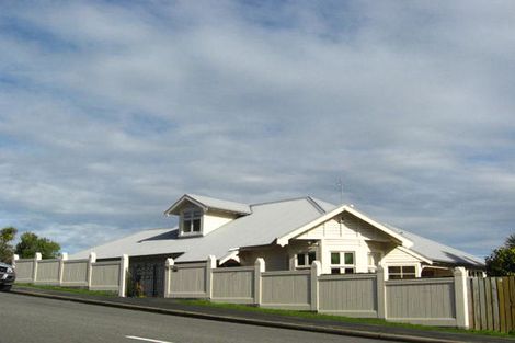 Photo of property in 36 Hackthorne Road, Cashmere, Christchurch, 8022