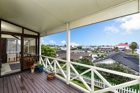 Photo of property in 15b Victoria Avenue, Waiuku, 2123