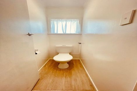 Photo of property in 24 Eastdale Road, Avondale, Auckland, 1026