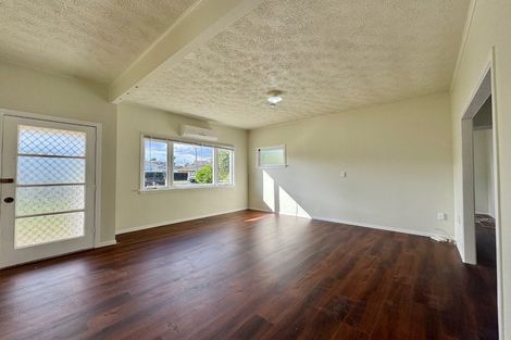 Photo of property in 8 Hill Road, Papatoetoe, Auckland, 2025