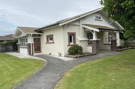 Photo of property in 6 Beresford Street, Takaro, Palmerston North, 4410