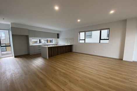 Photo of property in 32b Potter Avenue, Northcote, Auckland, 0627