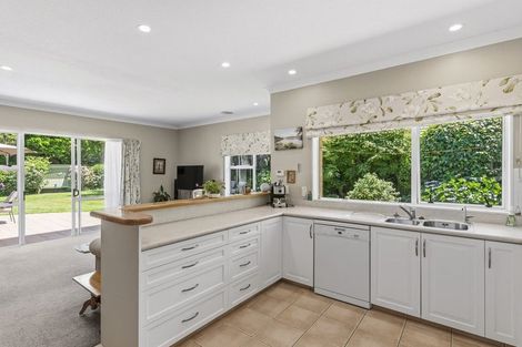 Photo of property in 9 Maple Lane, Waikanae, 5036
