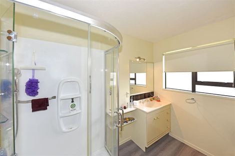 Photo of property in 52 Kintyre Drive, Broomfield, Christchurch, 8042