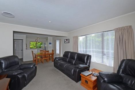 Photo of property in 12 Delaware Grove, Totara Park, Upper Hutt, 5018