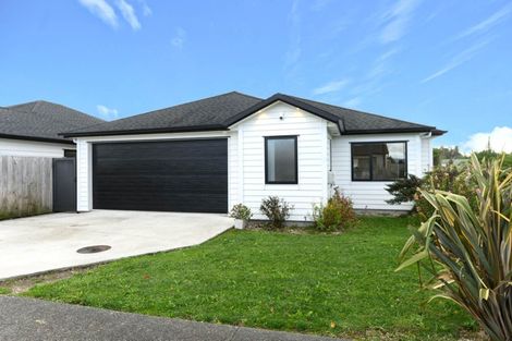 Photo of property in 40 Koroheke Road, Takanini, 2110