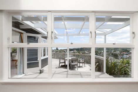 Photo of property in 37 Long Street, Raglan, 3225