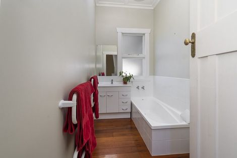 Photo of property in 4 Margaret Street, Roslyn, Palmerston North, 4414