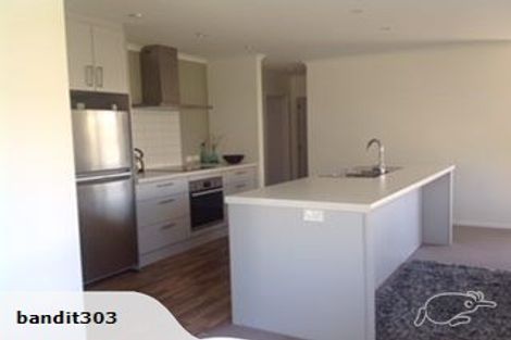 Photo of property in 5 Hamlet Lane, Heathcote Valley, Christchurch, 8022