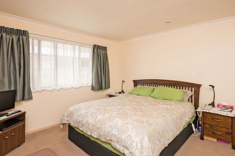 Photo of property in 597 Featherston Street, Roslyn, Palmerston North, 4414