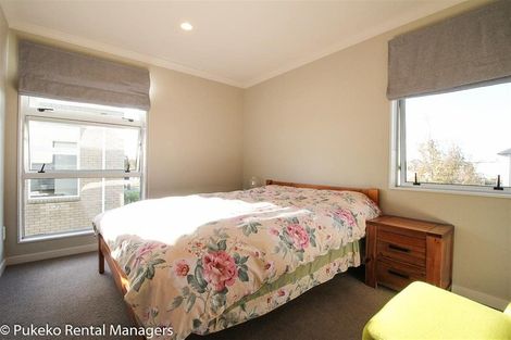 Photo of property in 28 Kuaka Drive, Takanini, 2112