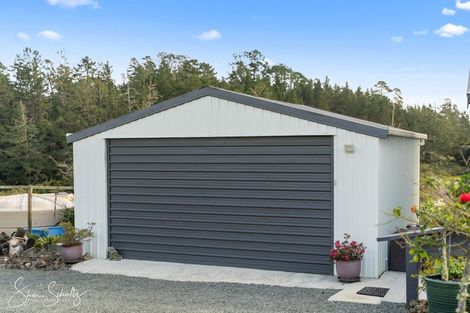 Photo of property in 86 Matakohe Wharf Road, Matakohe, 0593