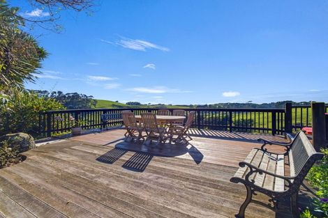Photo of property in 996 Awhitu Road, Pollok, Waiuku, 2683