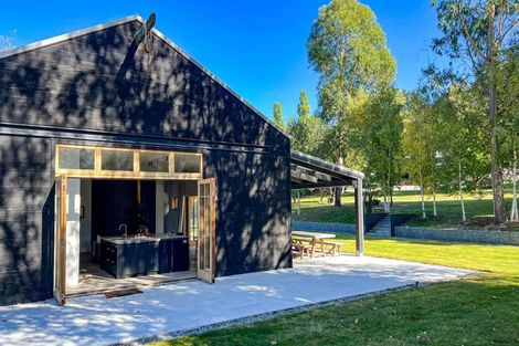 Photo of property in 281a Littles Road, Dalefield, Queenstown, 9371