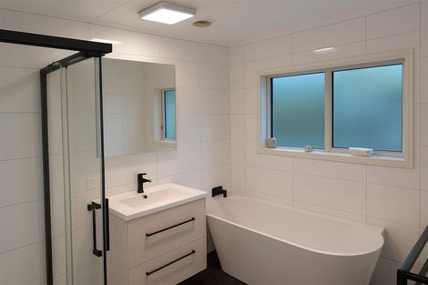 Photo of property in 85 Emerald Hill Drive, Birchville, Upper Hutt, 5018