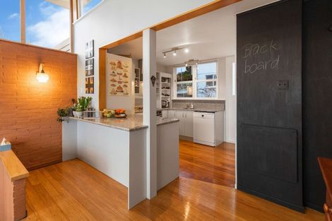 Photo of property in 401 Pukehangi Road, Pomare, Rotorua, 3015