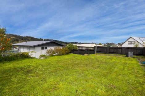 Photo of property in 34 Blueberry Grove, Timberlea, Upper Hutt, 5018