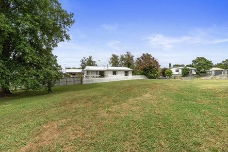 Photo of property in 10 Taksan Place, Pukete, Hamilton, 3200