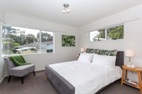 Photo of property in 8b Whiteley Street, Moturoa, New Plymouth, 4310