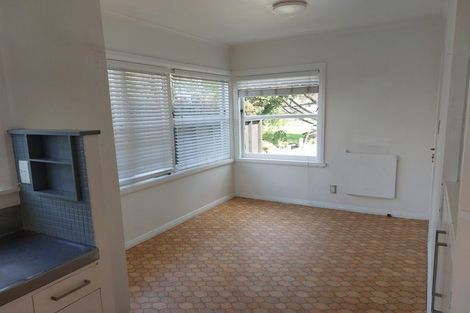 Photo of property in 27 Belle Vue Avenue, Northcote Point, Auckland, 0627