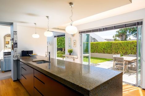 Photo of property in 6 Abberfield Lane, St Albans, Christchurch, 8014