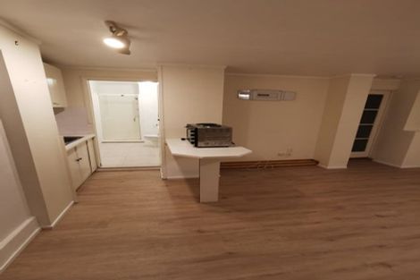 Photo of property in 35 Bayview Road, Browns Bay, Auckland, 0630