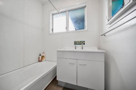 Photo of property in 39 Fairfield Road, Hawera, 4610