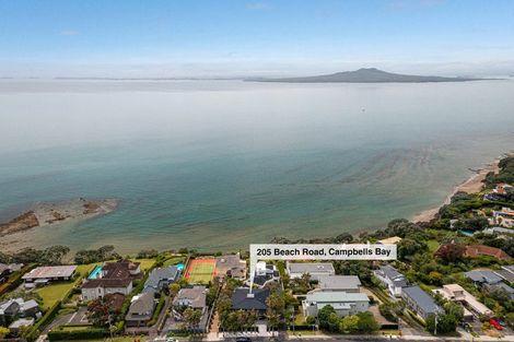 Photo of property in 205 Beach Road, Campbells Bay, Auckland, 0630