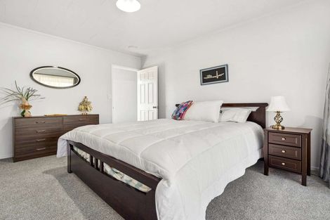 Photo of property in 52 Racecourse Road, Waiuku, 2123