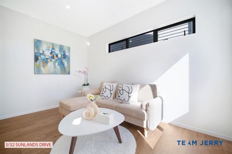 Photo of property in 3/32 Sunlands Drive, Manurewa, Auckland, 2102