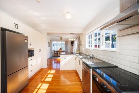 Photo of property in 29 Buick Crescent, Awapuni, Palmerston North, 4412