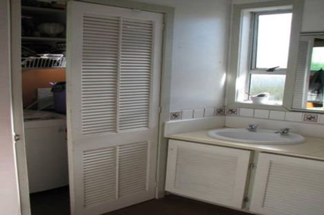 Photo of property in 95 Peel Street, Westport, 7825