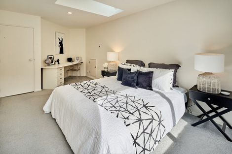 Photo of property in 44 Cheviot Road, Lowry Bay, Lower Hutt, 5013