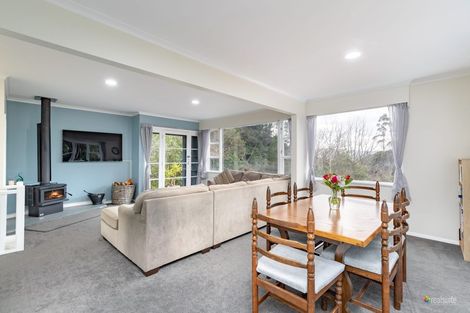 Photo of property in 31 Wyndham Road, Pinehaven, Upper Hutt, 5019