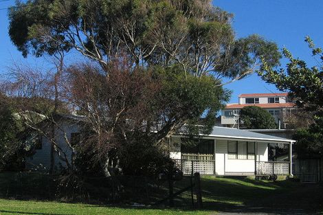 Photo of property in 34 Donovan Road, Paraparaumu Beach, Paraparaumu, 5032