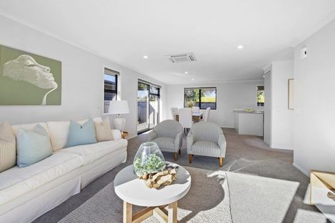 Photo of property in 7 Nukuroa Close, Waitara, 4320