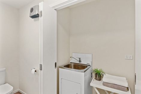 Photo of property in 12 Searells Road, Strowan, Christchurch, 8052