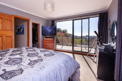 Photo of property in 214 Mataro Road, Onaero, Urenui, 4375