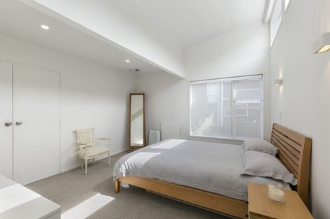 Photo of property in 8 Nadia Grove, Khandallah, Wellington, 6035