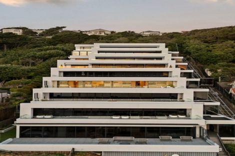 Photo of property in 4/308 Oriental Parade, Oriental Bay, Wellington, 6011