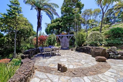 Photo of property in 6 La Trobe Track, Karekare, Auckland, 0772