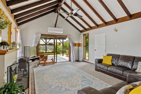 Photo of property in 11 Torlesse Crescent, Darfield, 7510