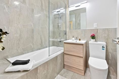 Photo of property in 12 Saddleback Crescent, Papakura, 2110