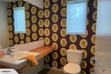 Photo of property in 6 Stoneyridge Close, Mount Pleasant, Christchurch, 8081